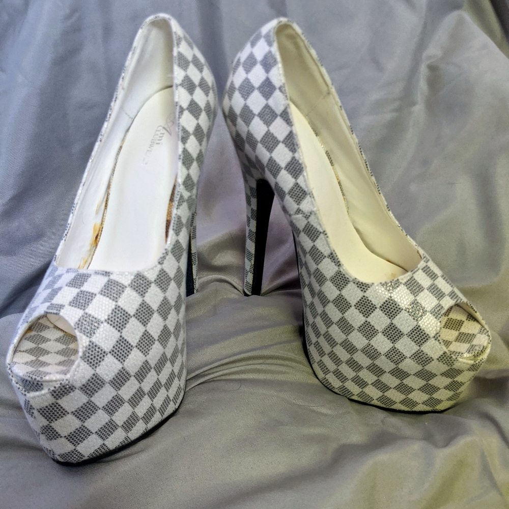 Clubwear 6" Platform Heels